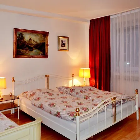 Ziegenhagen 3* Köln